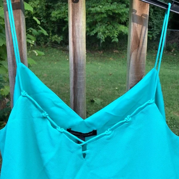 Banana Republic Tank Top Blouse - Picture 5 of 6
